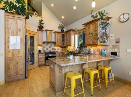 812 Elk Point Drive, South Lake Tahoe, CA 96150 Photo
