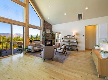 812 Elk Point Drive, South Lake Tahoe, CA 96150 Photo