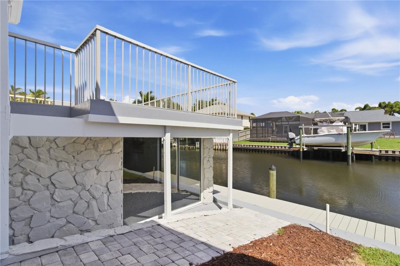 4219 2nd Avenue Ne, Bradenton, FL 34208 Photo