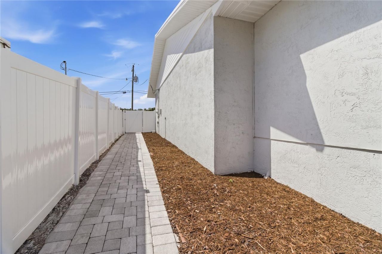 4219 2nd Avenue Ne, Bradenton, FL 34208 Photo