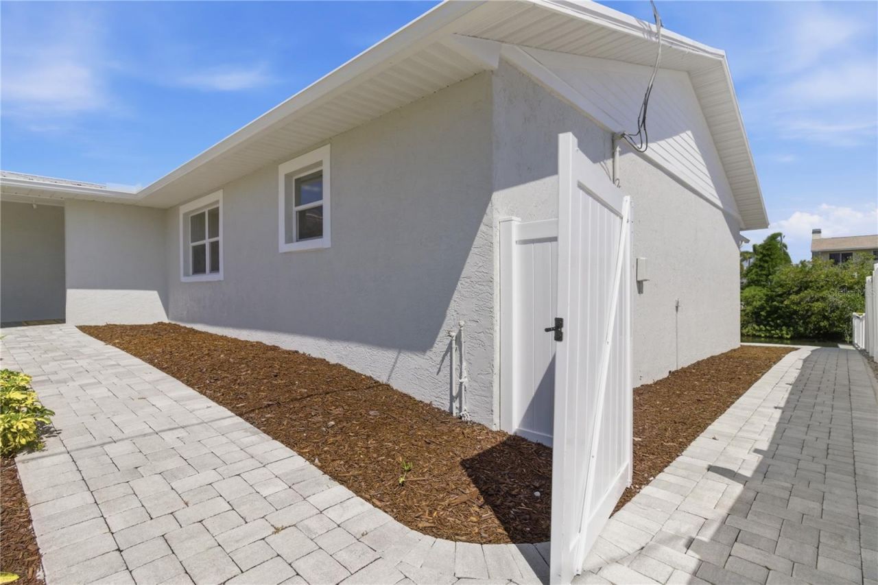 4219 2nd Avenue Ne, Bradenton, FL 34208 Photo