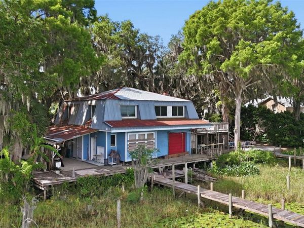 400 LAKESHORE DRIVE, EUSTIS, FL 32726