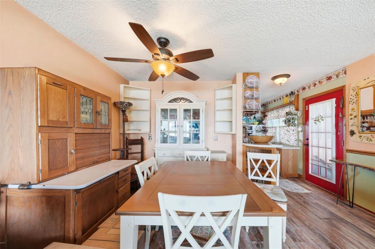 400 Lakeshore Drive, Eustis, FL 32726 Photo