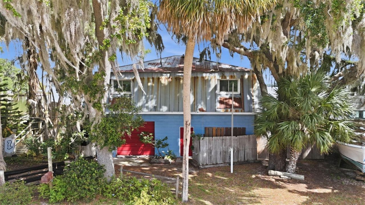 400 Lakeshore Drive, Eustis, FL 32726 Photo