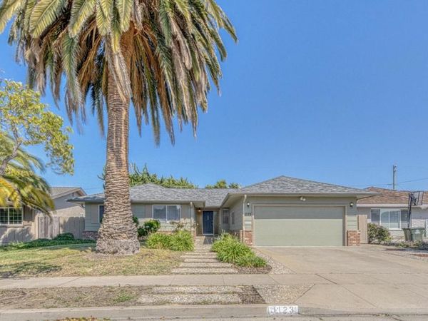 1123 San Angelo Drive, Salinas, CA 93901