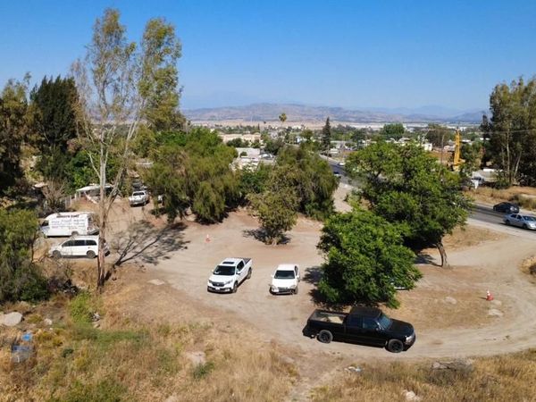 2 4th Street, Perris, CA 92570