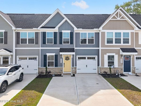 2063 Parow Lane NW, Calabash, NC 28467
