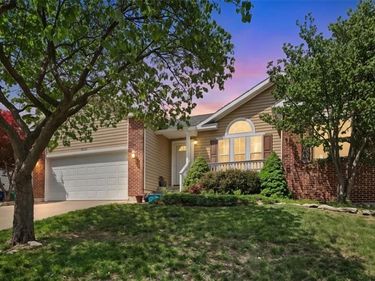 1501 Fox Run Trail, Platte City, MO 64079