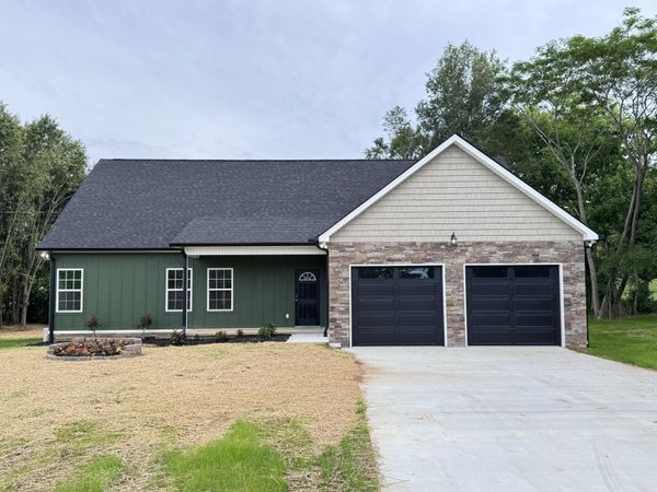 71 Black Circle Spur, LaFayette, GA 30728