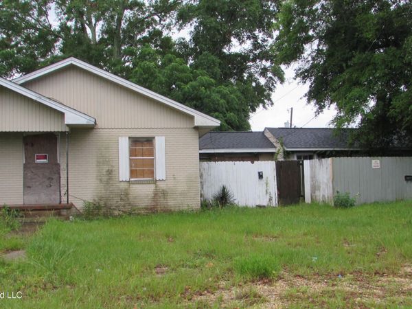 2405 23rd Street, Gulfport, MS 39501