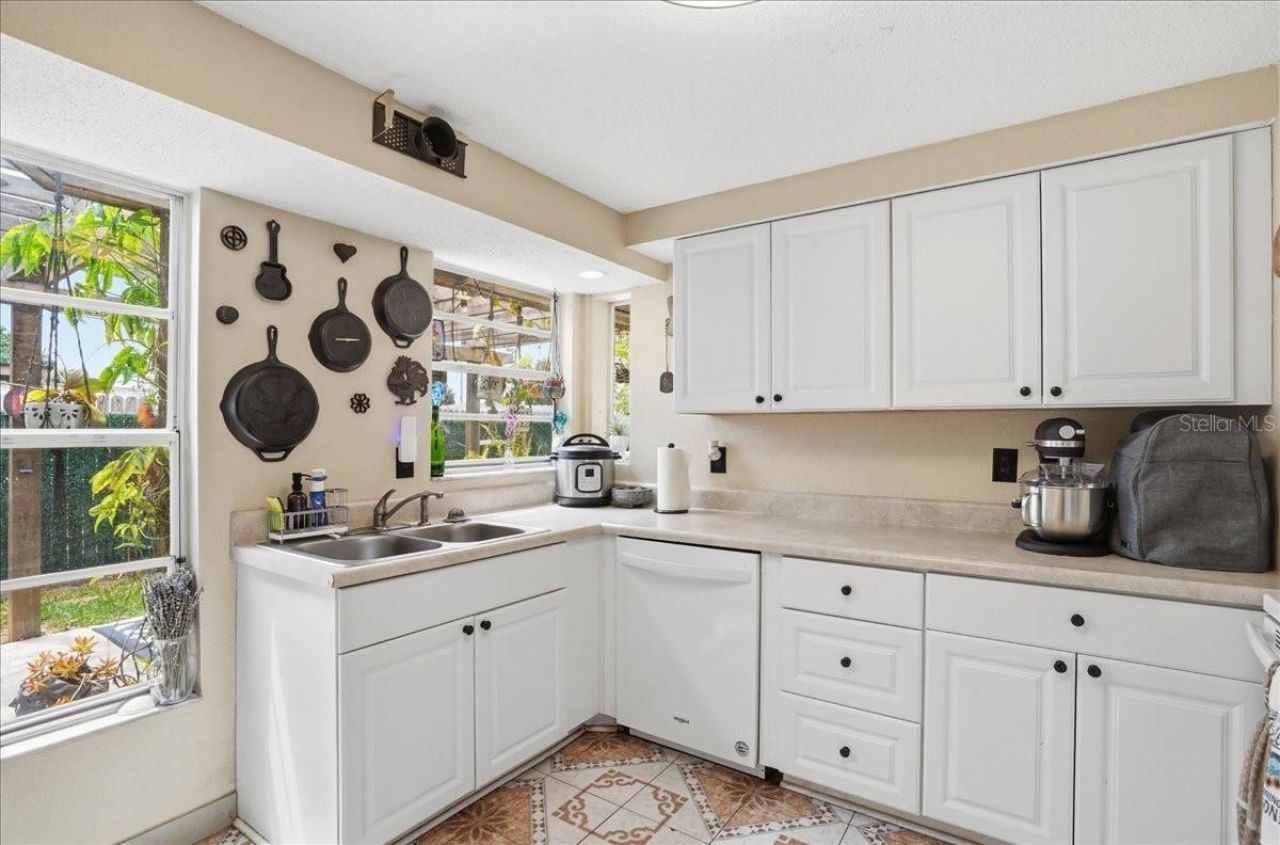 6308 5th Street W, Bradenton, FL 34207 Photo