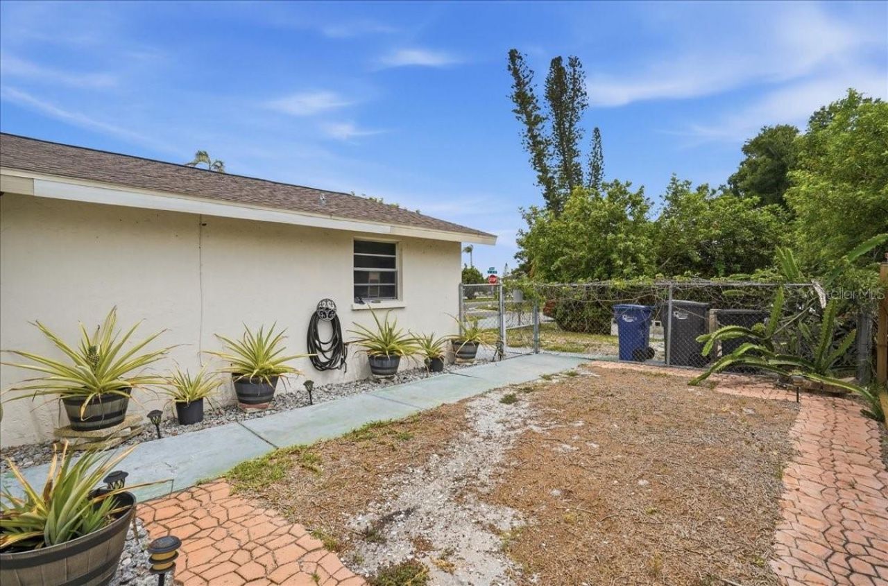 6308 5th Street W, Bradenton, FL 34207 Photo