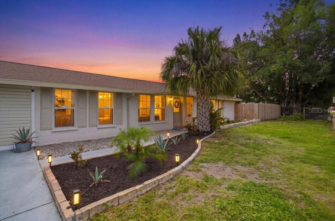 6308 5th Street W, Bradenton, FL 34207 Photo