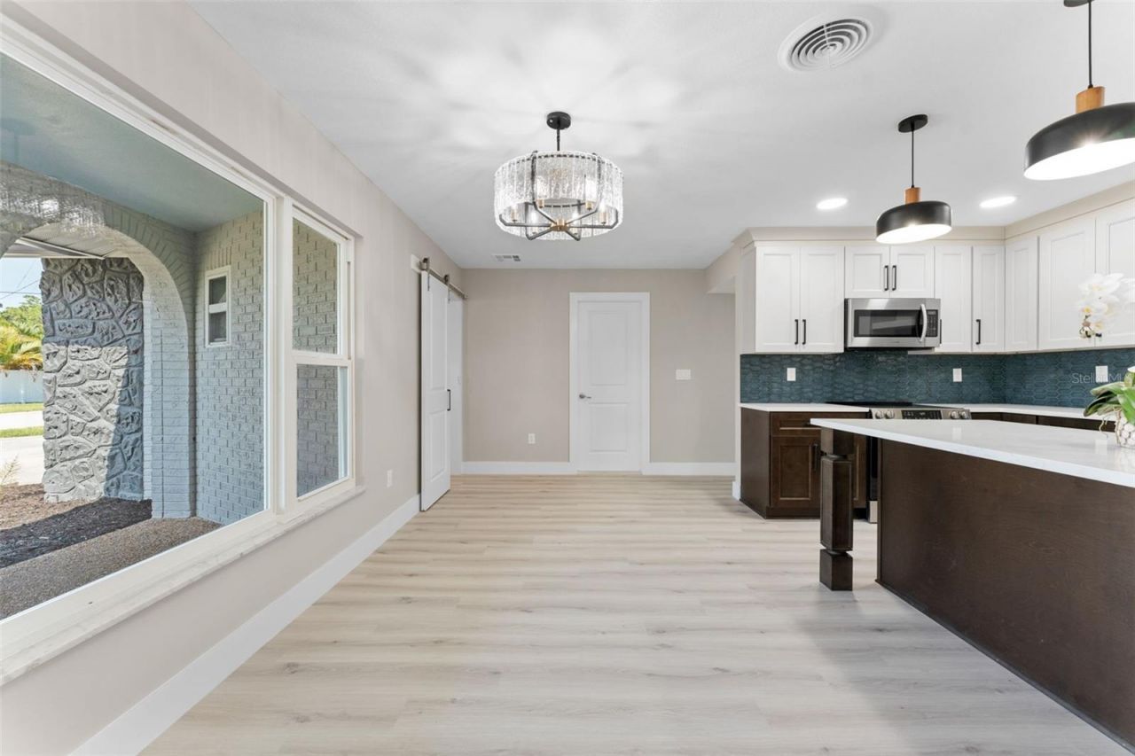 140 88th Avenue Ne, Saint Petersburg, FL 33702 Photo