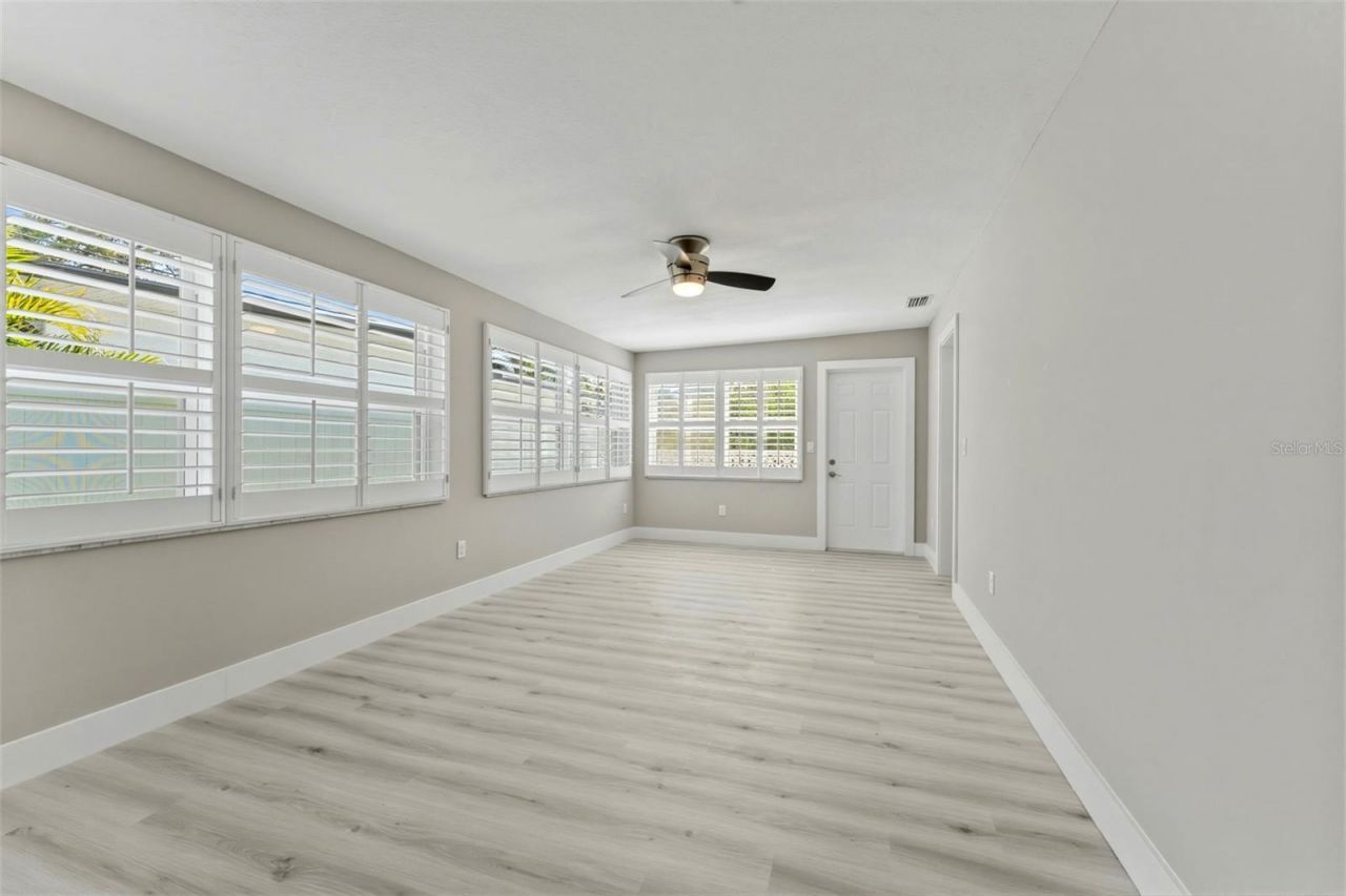 140 88th Avenue Ne, Saint Petersburg, FL 33702 Photo