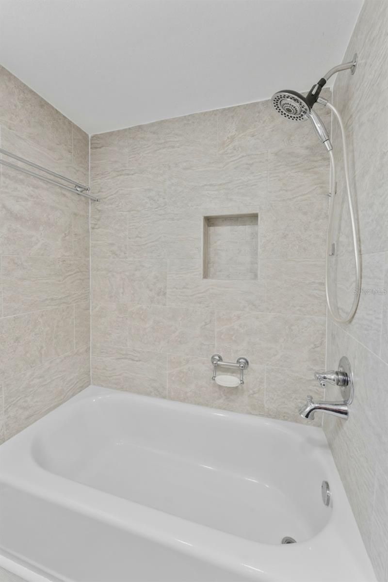 140 88th Avenue Ne, Saint Petersburg, FL 33702 Photo