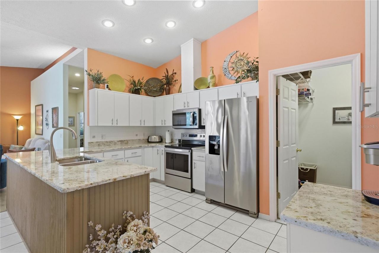 8204 E Fairway Loop , Inverness, FL 34450 Photo