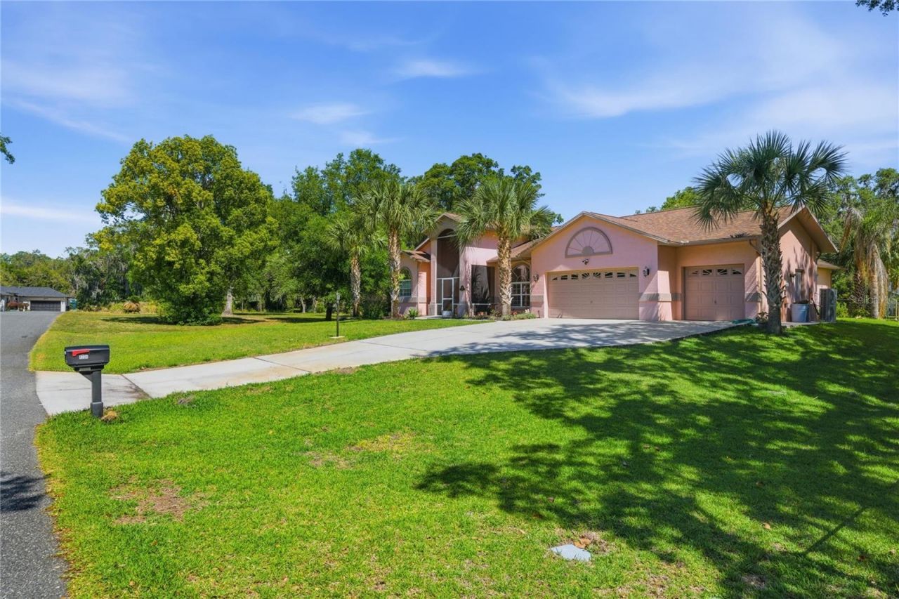 8204 E Fairway Loop , Inverness, FL 34450 Photo