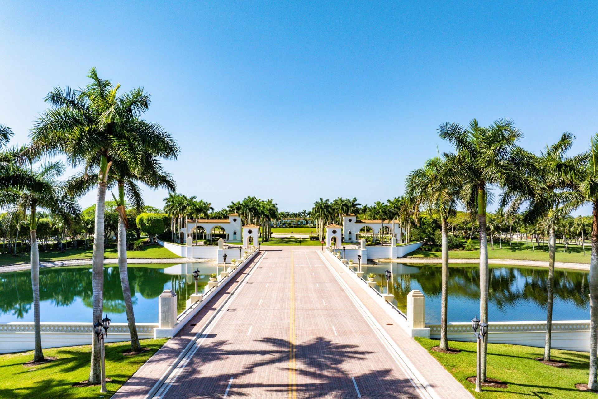 2709 Shaughnessy Drive, Wellington, FL 33414 Photo