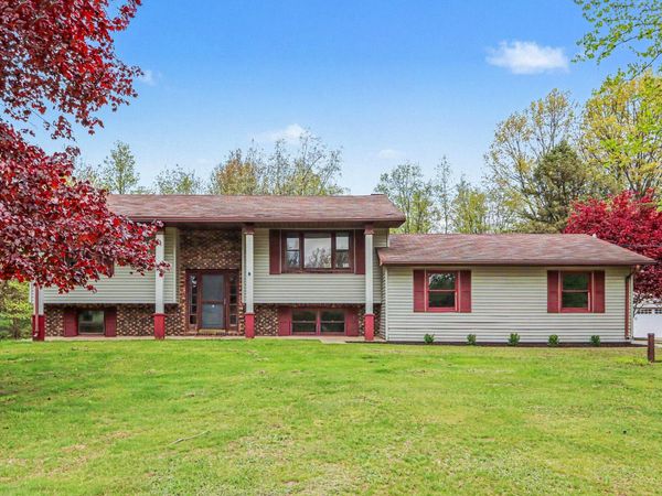 16711 CD Avenue E, Augusta, MI 49012