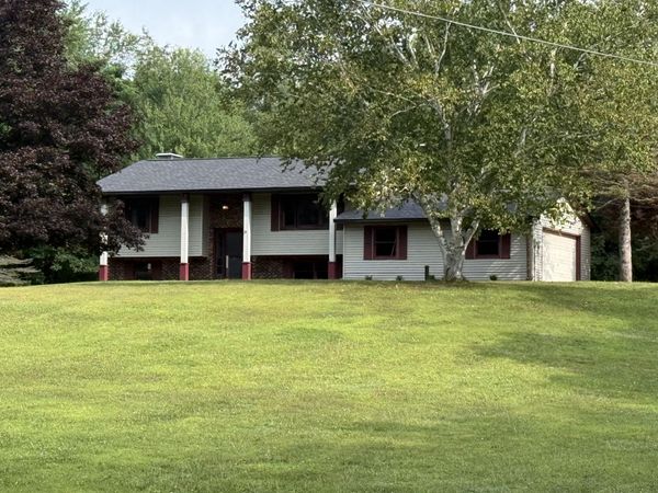 16711 CD Avenue E, Augusta, MI 49012