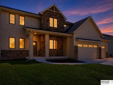 20505 Jeannie Lane , Gretna, NE 68028