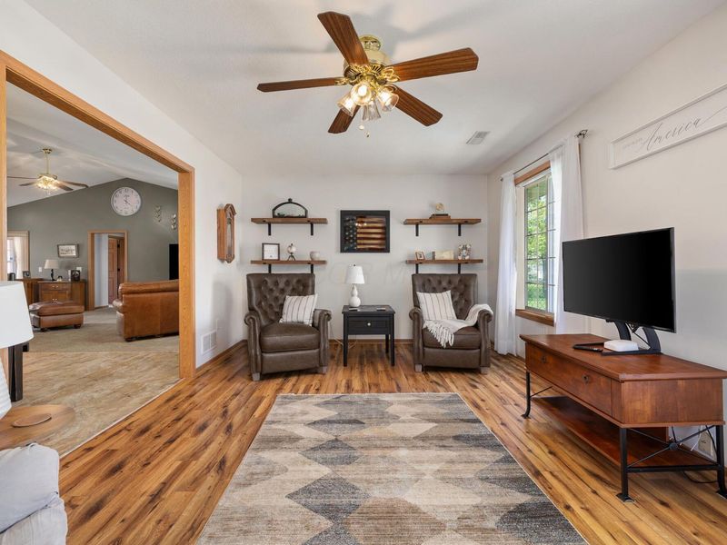 618 Linden Lane, Willard, OH 44890 Photo 17