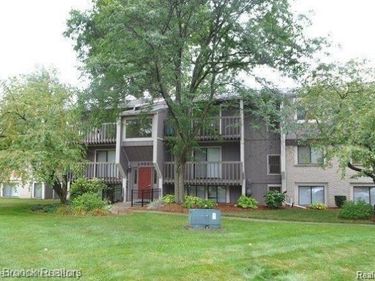 29880 12 MILE RD, Farmington Hills, MI 48334