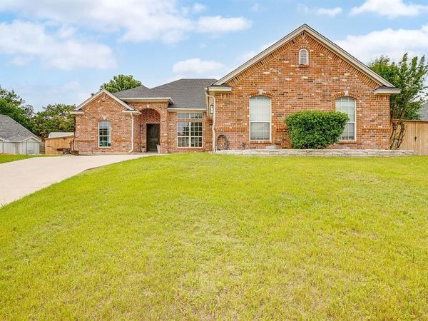 131 Mockingbird Lane, Aledo, TX 76008