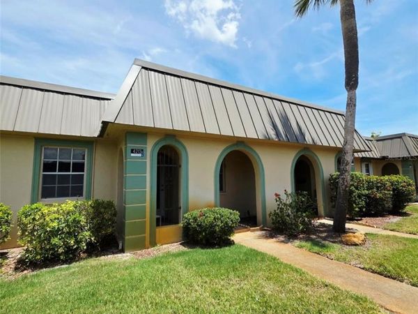 4213 HAMPTON DRIVE , Unit 4213, NEW PORT RICHEY, FL 34652