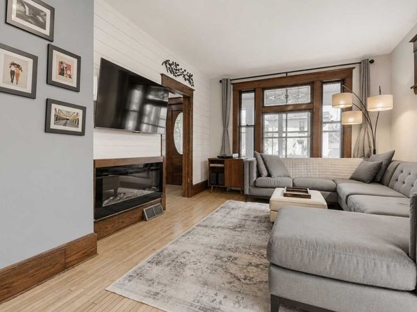 856 Watson Avenue, Saint Paul, MN 55102