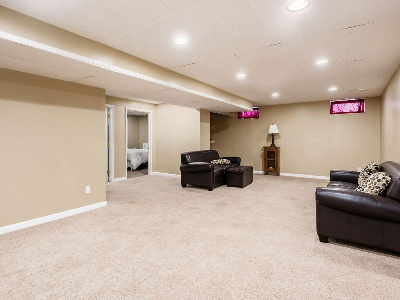 6174 Buckeye Parkway , Grove City, OH 43123 Photo 22