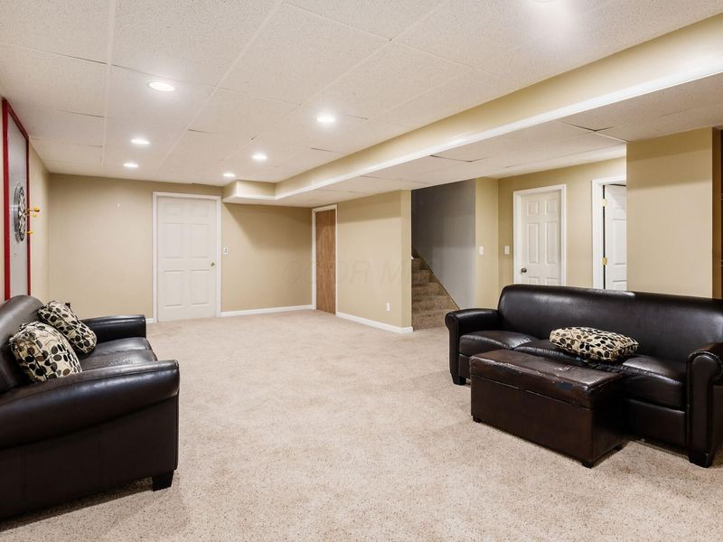 6174 Buckeye Parkway , Grove City, OH 43123 Photo 23