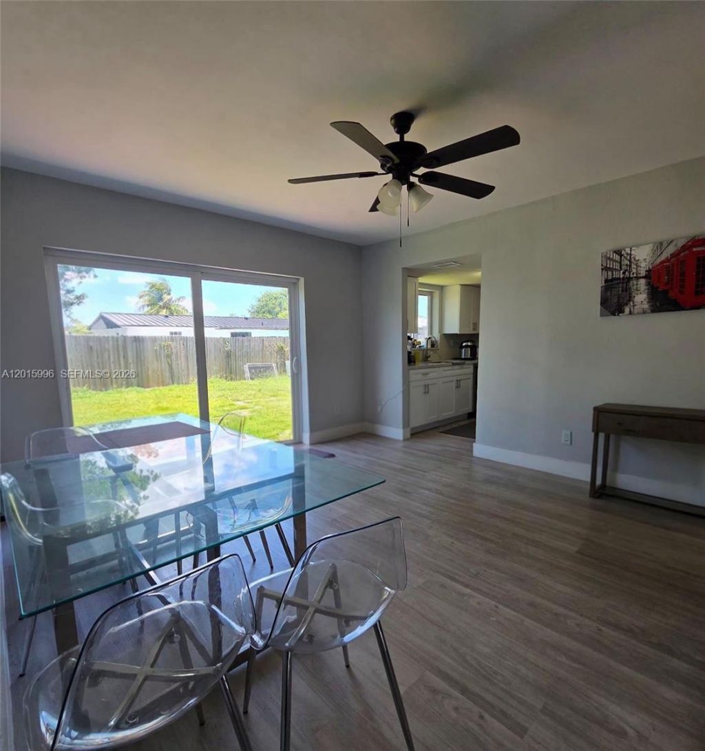 11941 SW 200th St , Miami, FL 33177 Photo