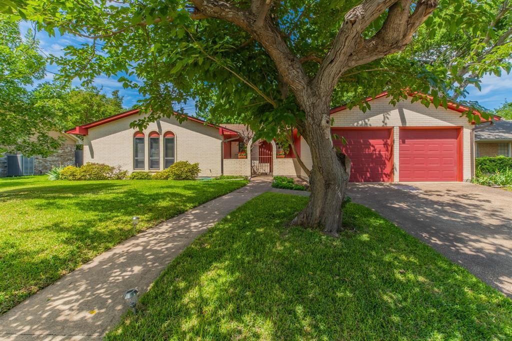 2221 Vanderbilt Court, Denton, TX 76201 Main Photo