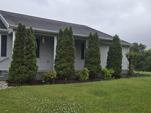 144 Vineyard Rd, Sweetwater, TN 37874