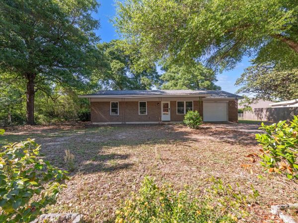2317 Lewis Street, Crestview, FL 32536
