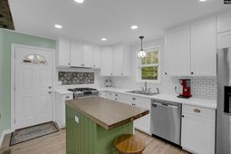 1312 Sunnyside Drive photo 4