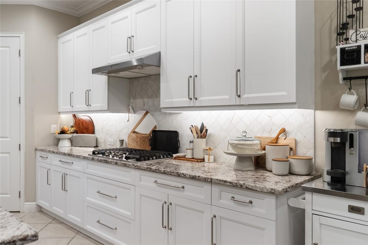 16512 Berwick Terrace, Bradenton, FL 34202 Photo