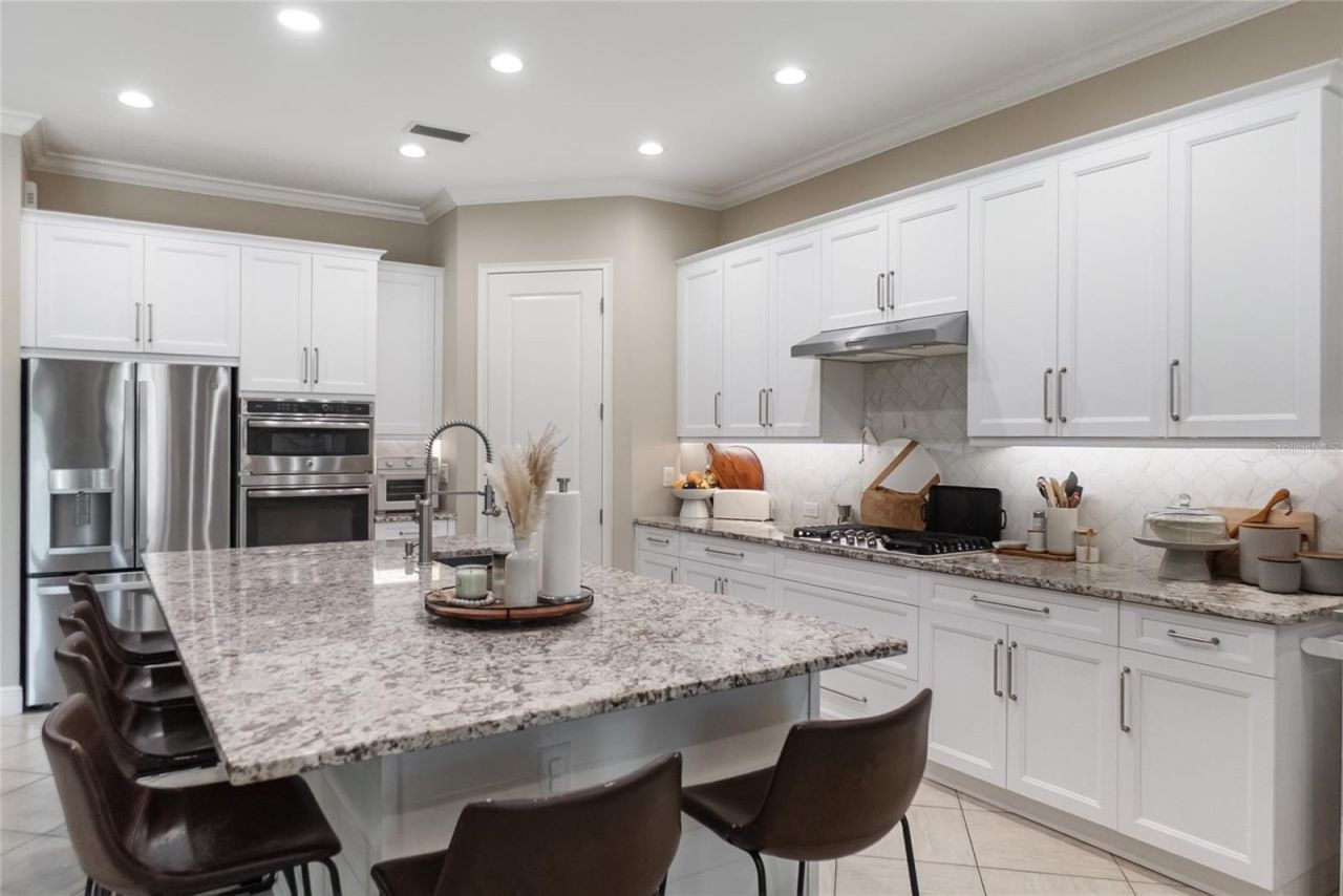 16512 Berwick Terrace, Bradenton, FL 34202 Photo