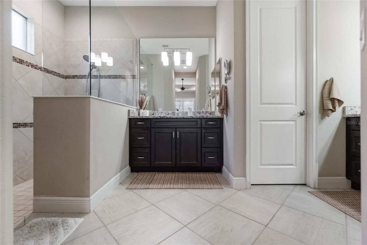 16512 Berwick Terrace, Bradenton, FL 34202 Photo