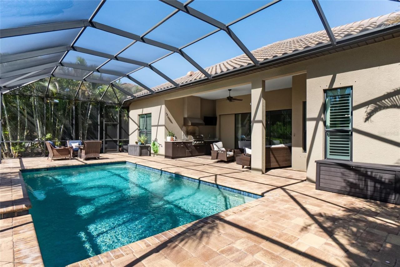 16512 Berwick Terrace, Bradenton, FL 34202 Photo