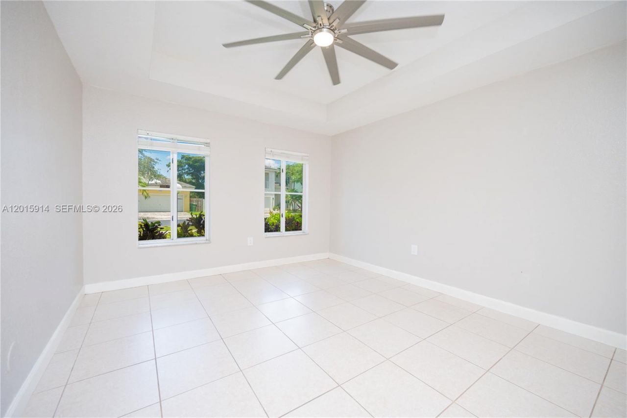2890 NE 4th St, Homestead, FL 33033 Photo