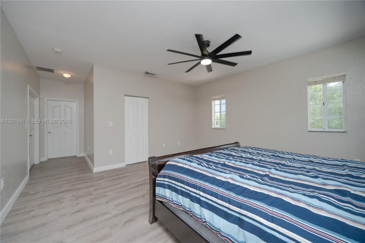 2890 NE 4th St, Homestead, FL 33033 Photo