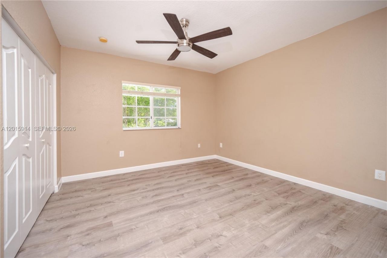 2890 NE 4th St, Homestead, FL 33033 Photo