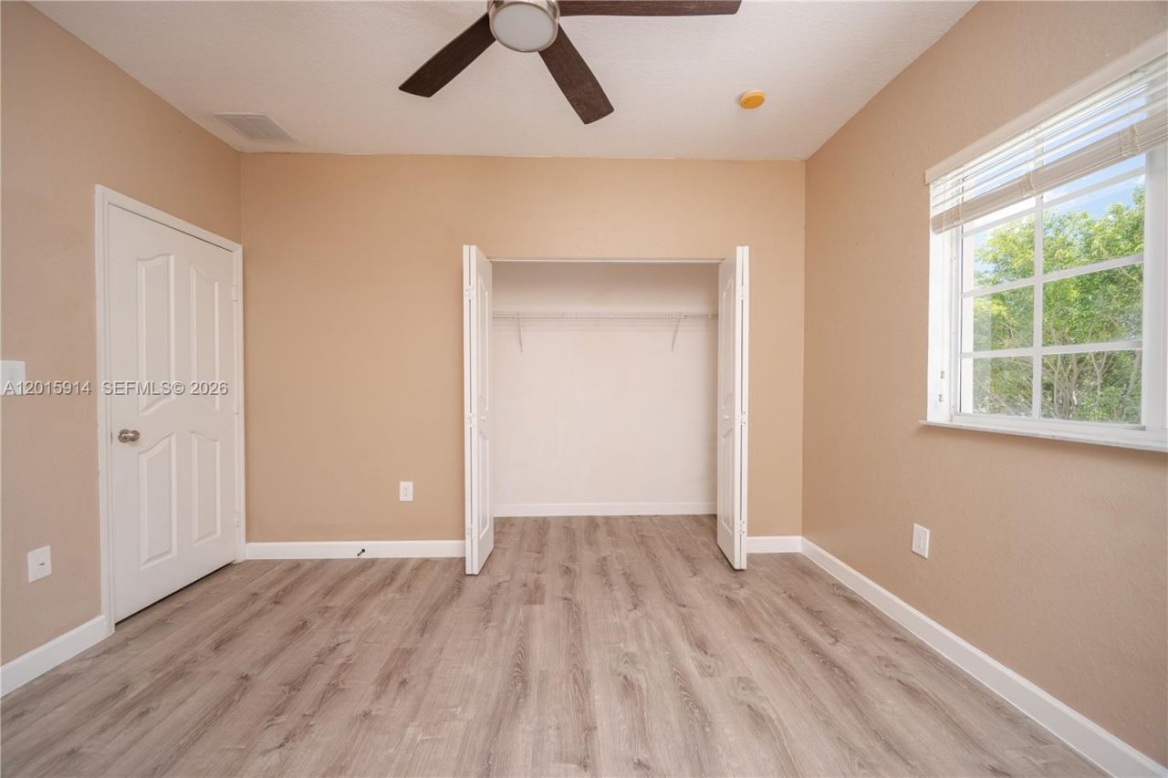 2890 NE 4th St, Homestead, FL 33033 Photo