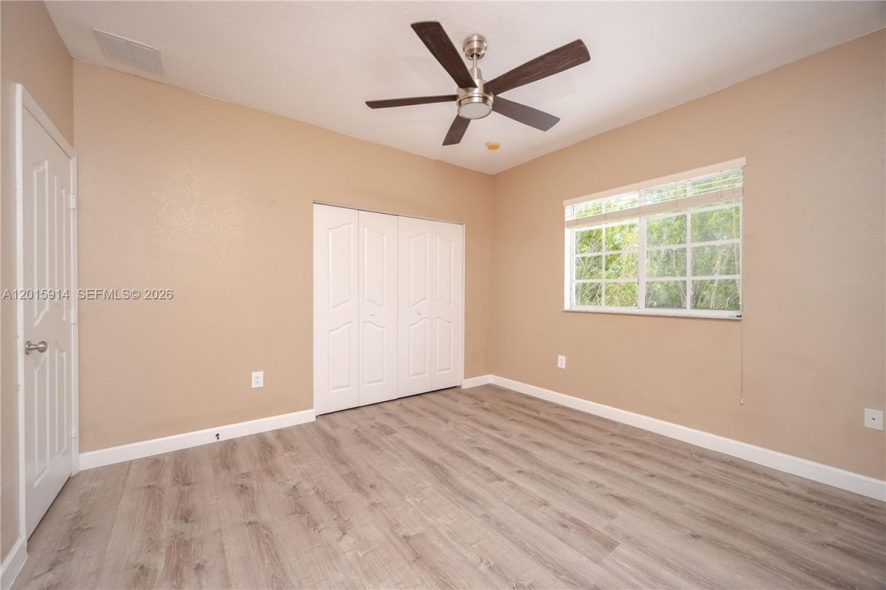 2890 NE 4th St, Homestead, FL 33033 Photo