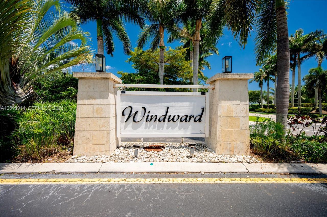 2890 NE 4th St, Homestead, FL 33033 Photo
