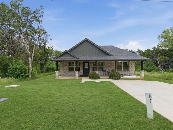 2926 Paluxy Trail, Granbury, TX 76048