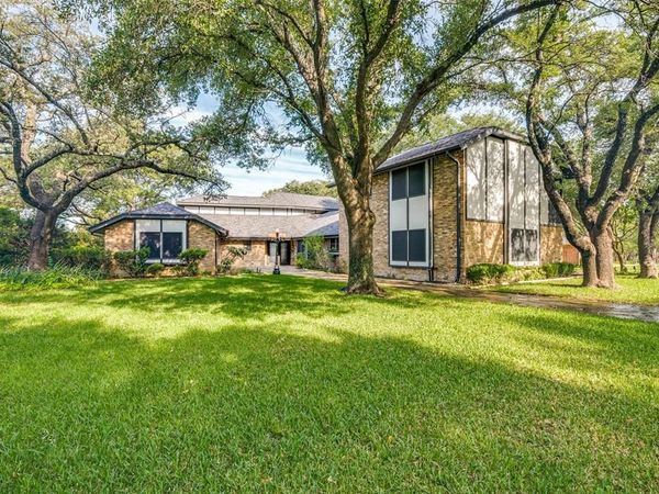 9 Stillwaters Drive, Heath, TX 75032